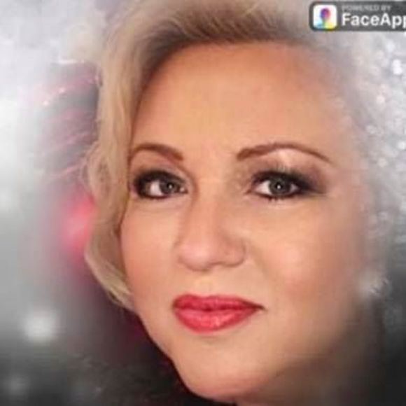 Meet your Posher, Tanya - Picture 1 of 1